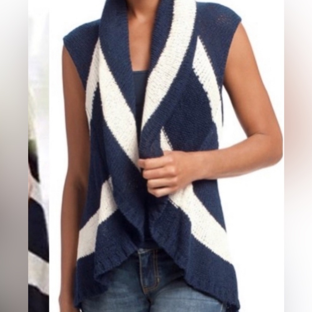 Cabi Circle Cardigan Sweater Vest XS Navy Stripes Fishermancore Coastal Preppy